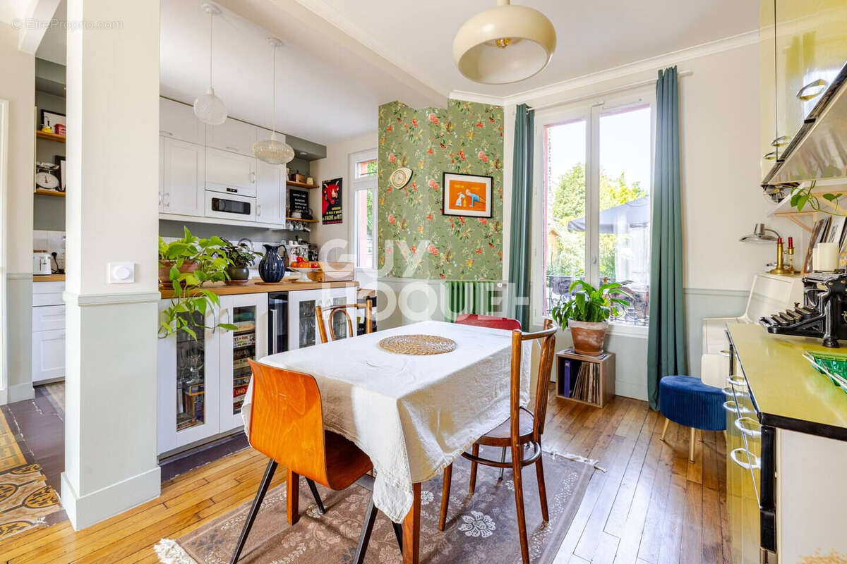 Maison à PIERREFITTE-SUR-SEINE