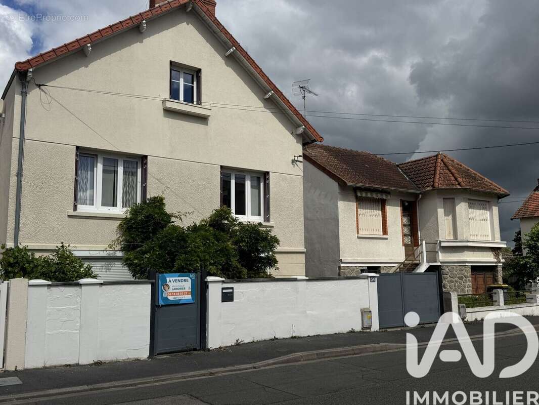 Photo 4 - Maison à MONTLUCON