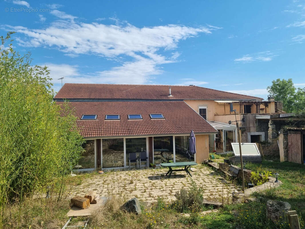 Maison à FRANCHEVILLE