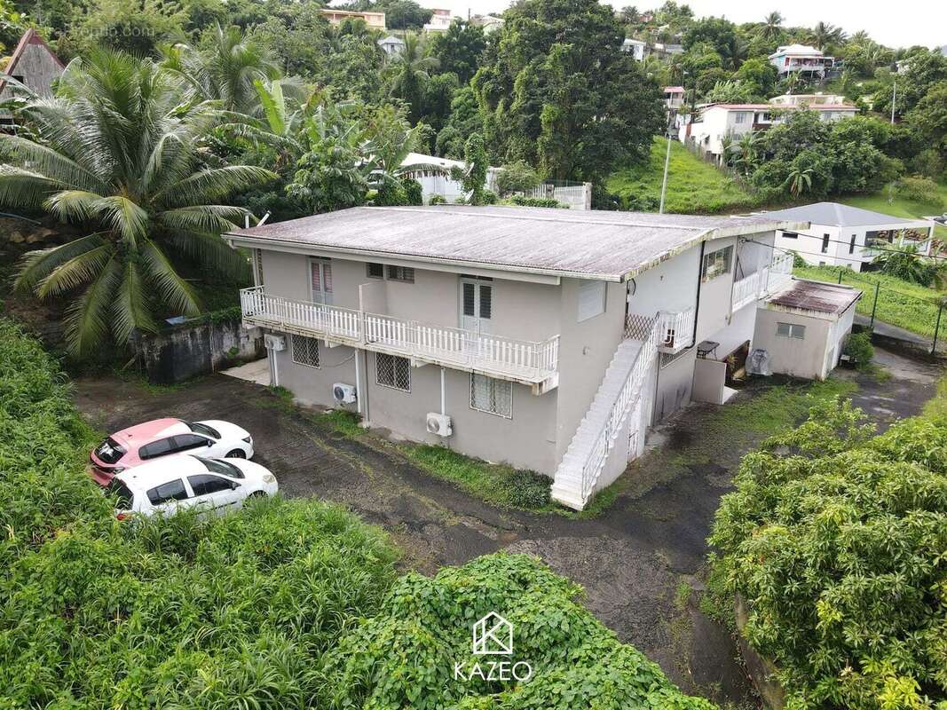 Appartement à RIVIERE-SALEE