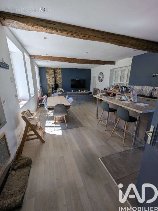 Maison 130 m² à Mont-Saint-Sulpice  - photo 5