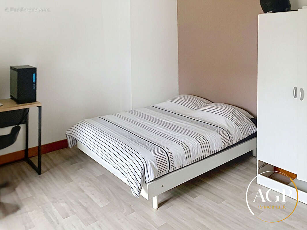 Maison ancienne, 3 chambres, Grange - photo 7