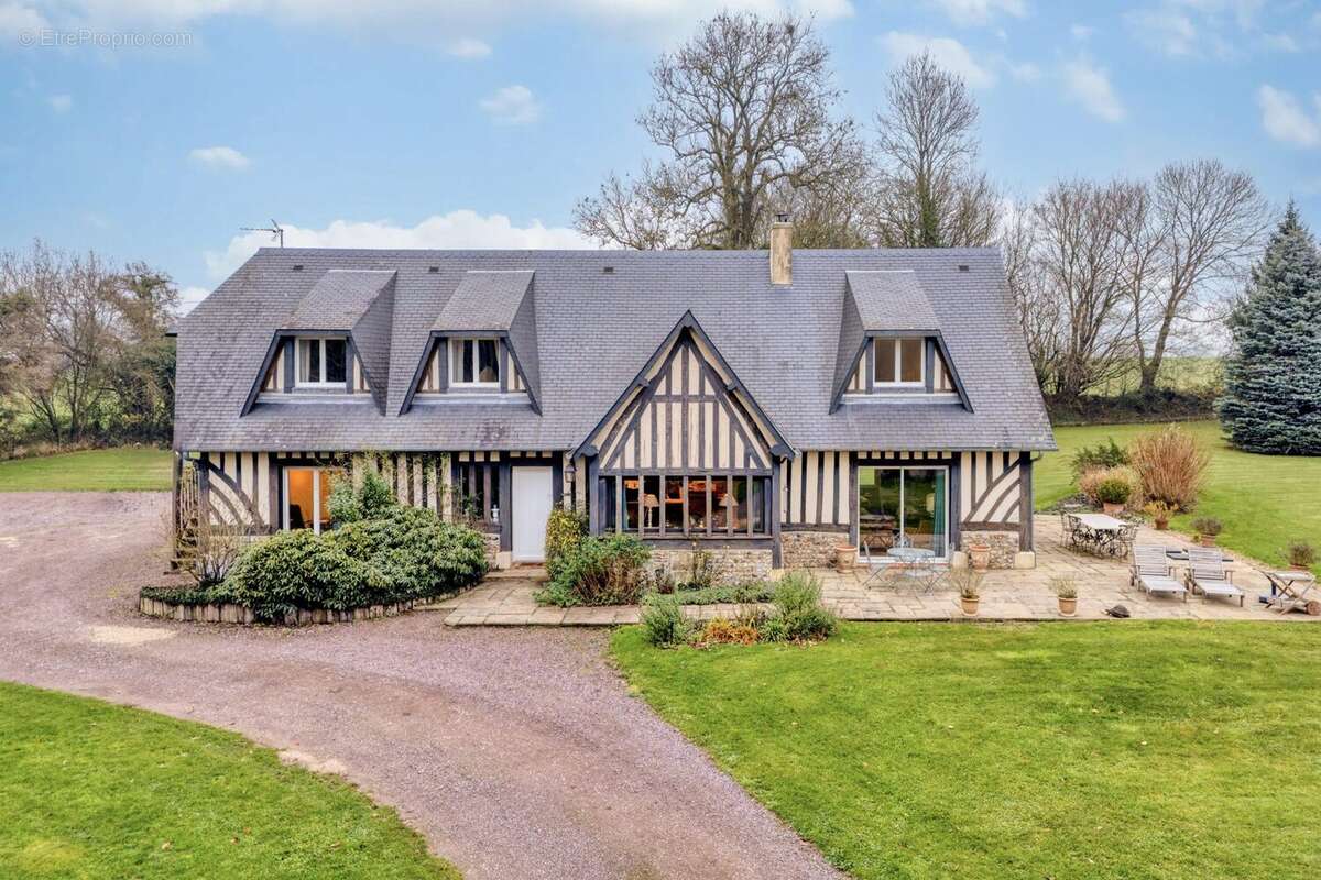 Maison à BEUZEVILLE