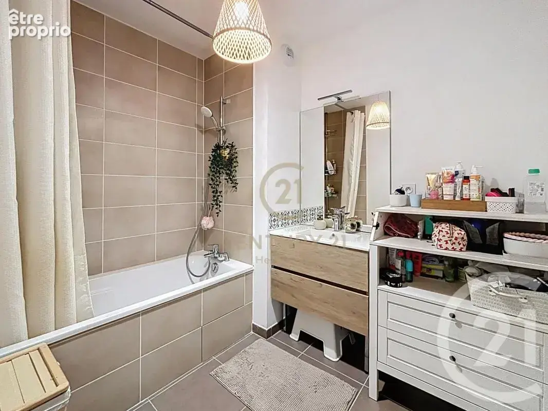 Appartement 3 pièces 61 m² à vendre à Givors (69700) - photo 11