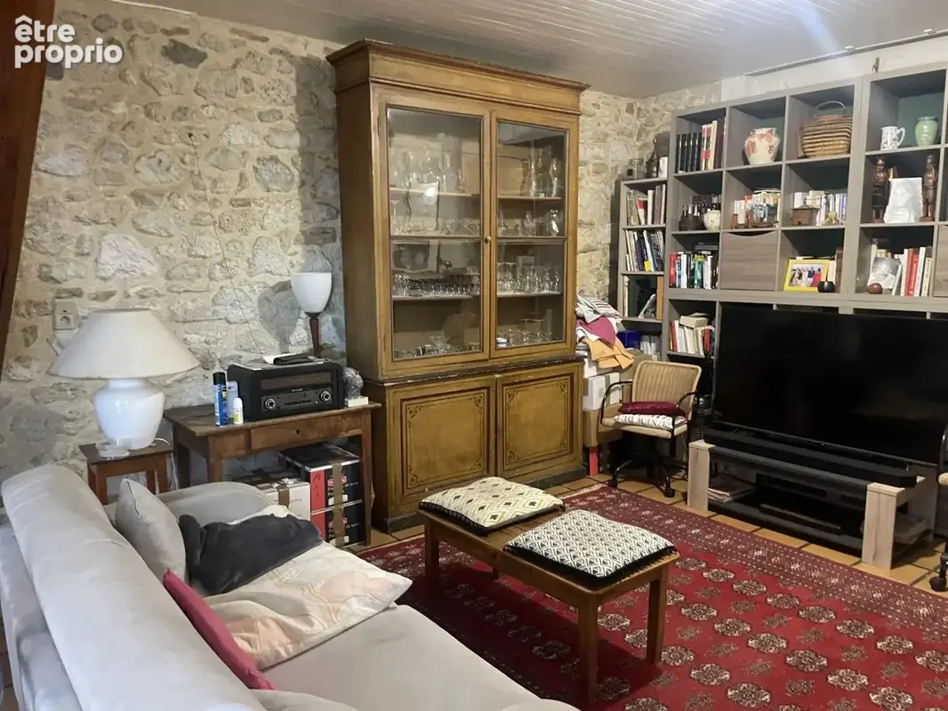 GRANDE MAISON DE VILLE avec garage et piscine. - photo 2