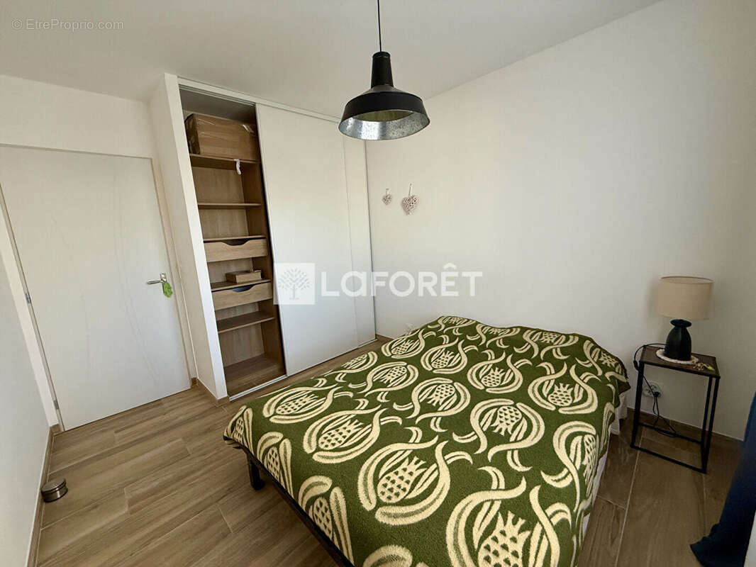 Maison à PUJOLS-SUR-CIRON