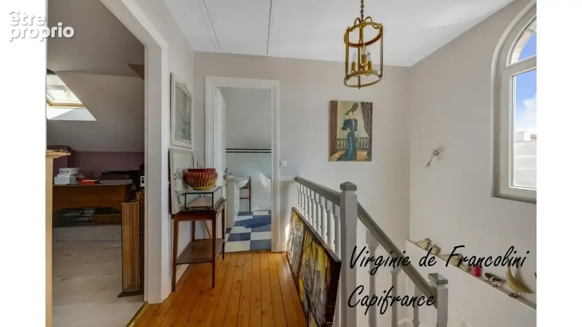 A vendre-Meulière-Centre-Ville-7 pièces-Parcelle de 500 m²-garages-Sous-sol-11 mn à pied RER E-6mn en voiture RER A - photo 17