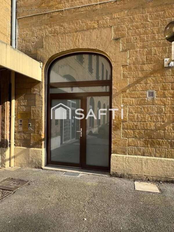 Photo 7 - Commerce à SEDAN