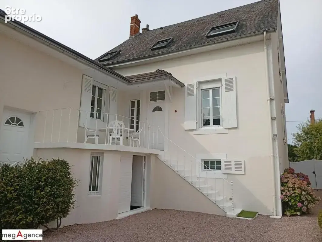 Maison à VARENNES-SUR-ALLIER