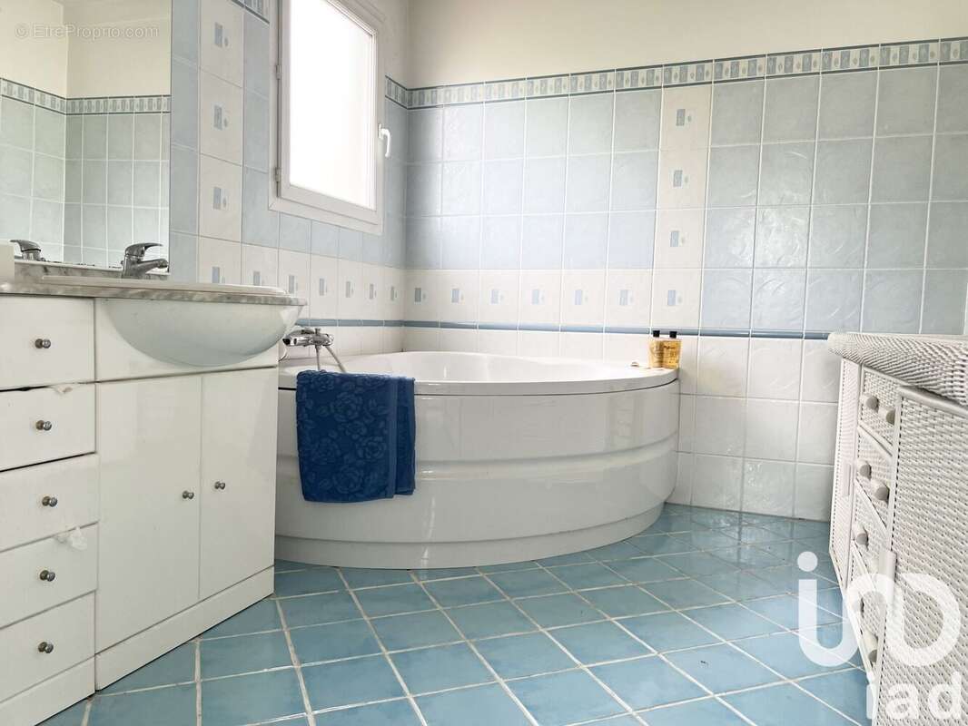 Photo 9 - Maison à LE CANNET