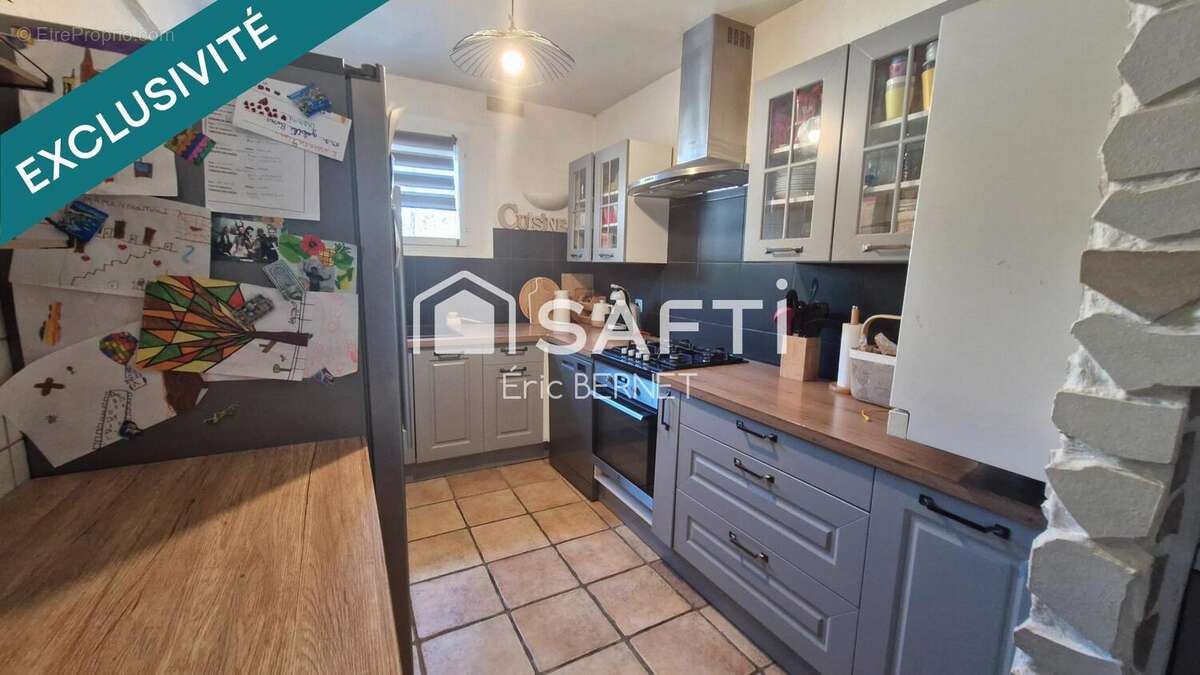 Photo 2 - Maison à MEYZIEU