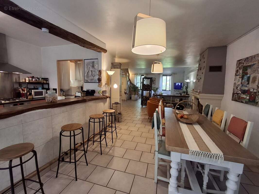 Maison à CANCON