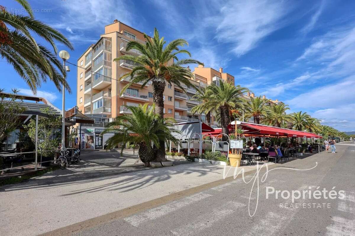 Appartement à HYERES