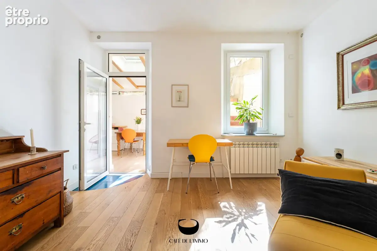 Appartement à MARSEILLE-6E