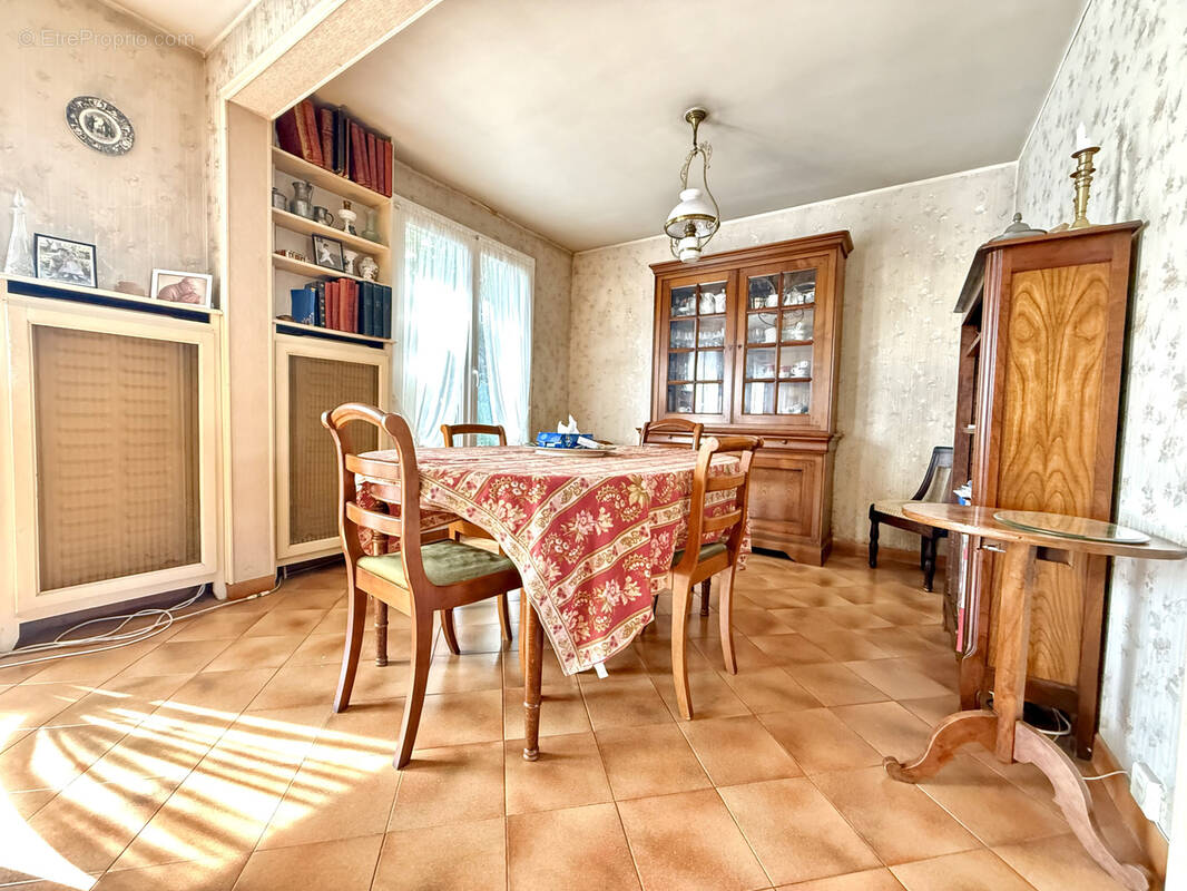 Maison à AULNAY-SOUS-BOIS