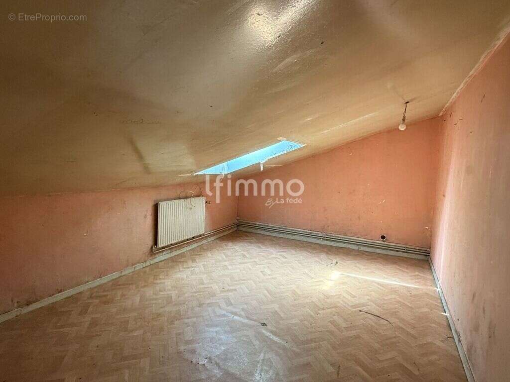 immeuble de rapport - 2 logements - 3garages - photo 17