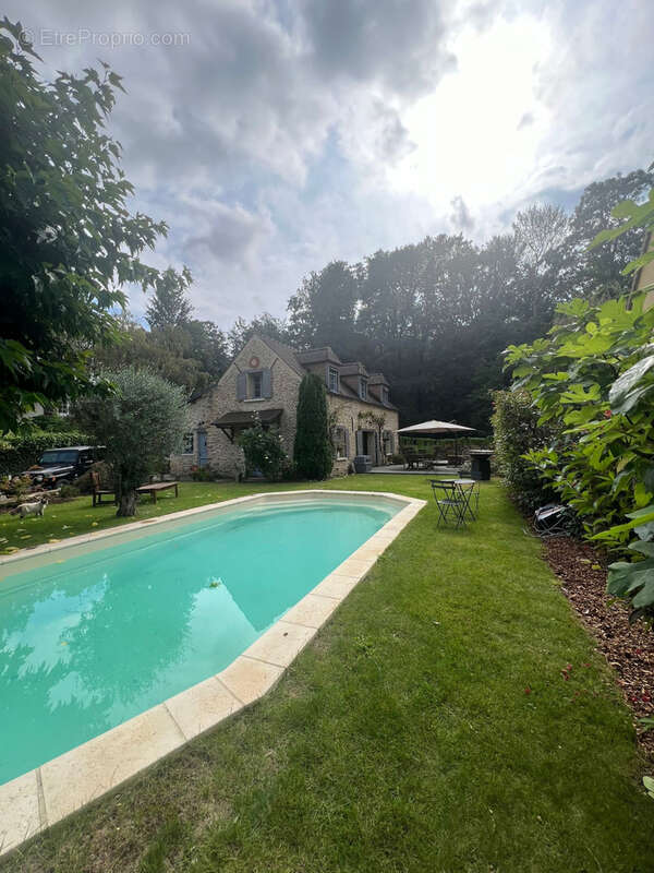 Maison à MONTFORT-L&#039;AMAURY