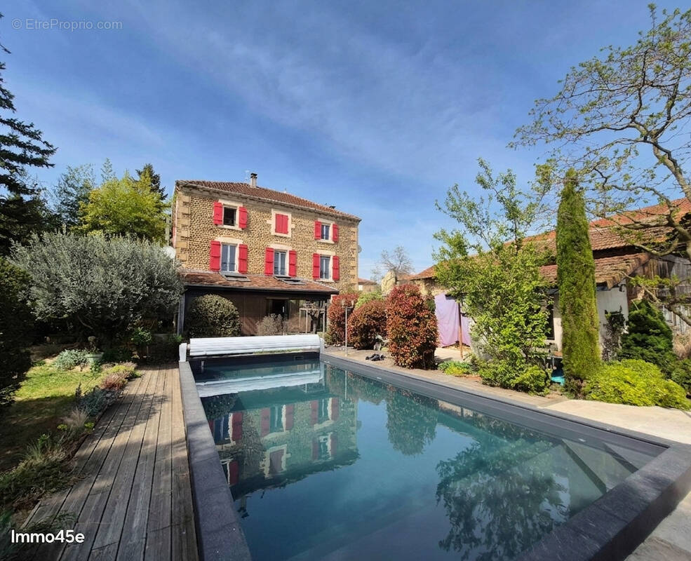 Maison à HAUTERIVES