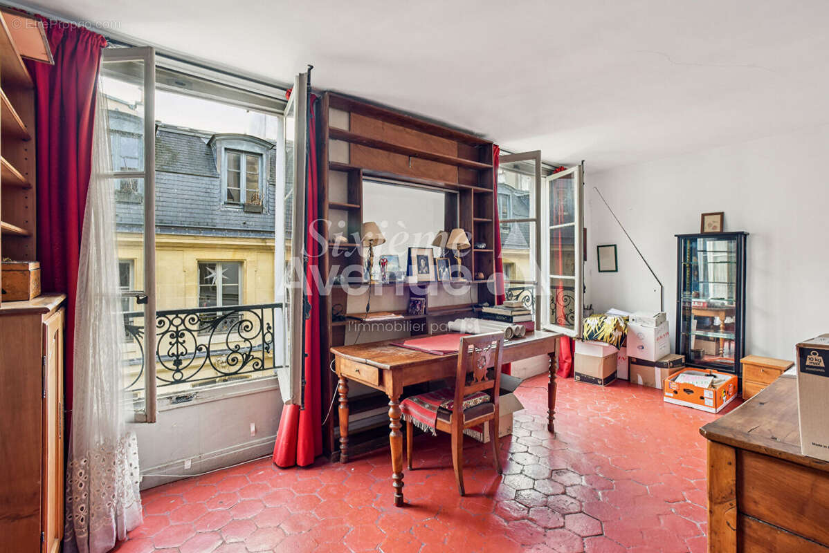 Appartement à PARIS-4E