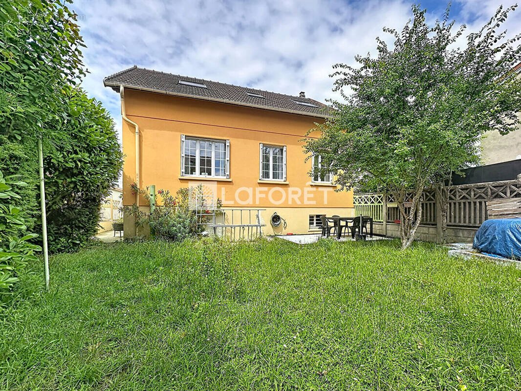 Maison à CHAMPIGNY-SUR-MARNE