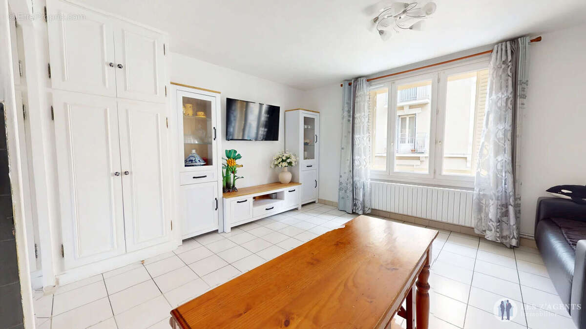 À VENDRE  Charmant appartement T3 en bon état - photo 2