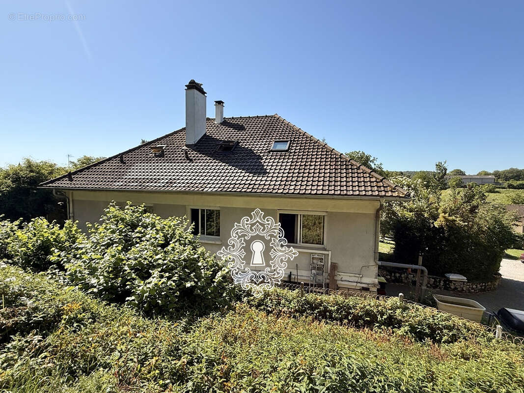Maison à DONNEMARIE-DONTILLY