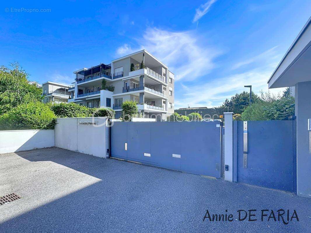 Appartement t3 de 70m2 avec terrasse froges 38190 - photo 15