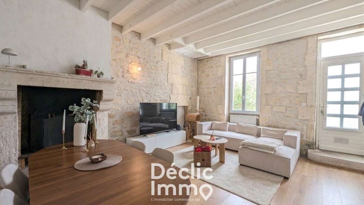 Maison à GOND-PONTOUVRE