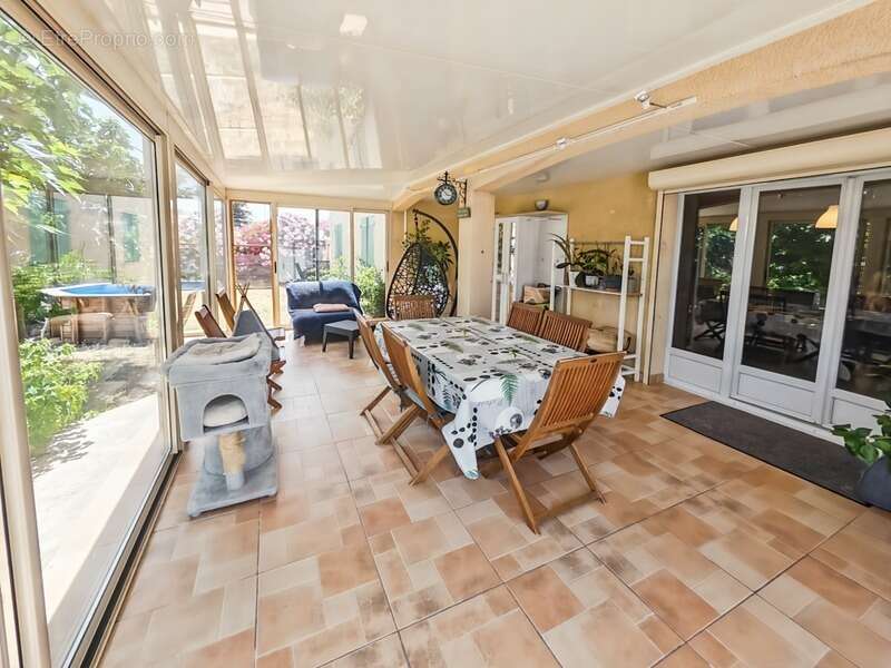 Maison à vendre Saint-André-de-Sangonis – Villa 127 m² – 4 chambres – bureau – terrain 576 m² – terrasse – sans vis-à-vis - photo 2