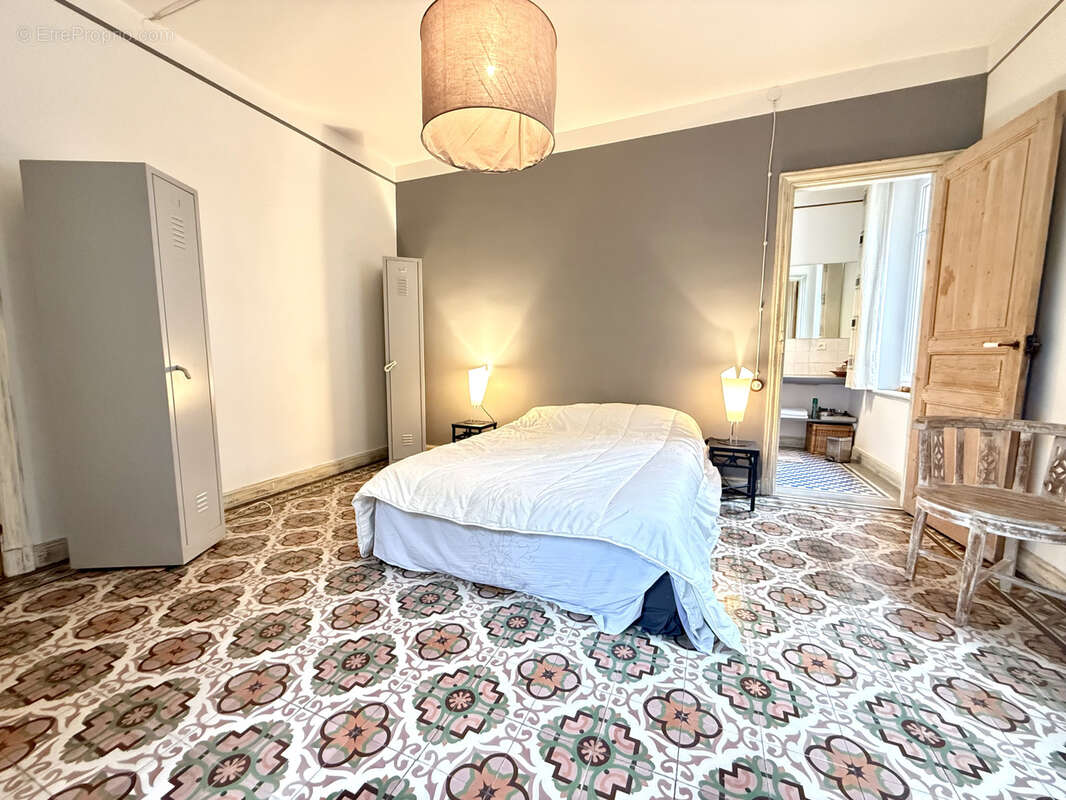 Maison à VILLENEUVE-LES-CORBIERES