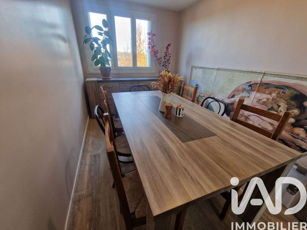 Photo 8 - Appartement à SAINT-FARGEAU-PONTHIERRY