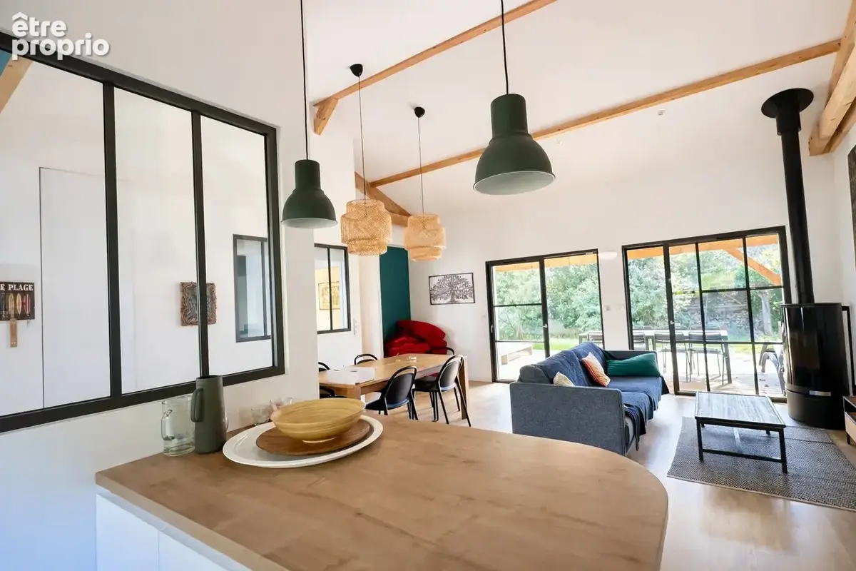 Maison de plain pied de type t6 de 125 m2 sur une parcelle de 630 m2 - photo 6