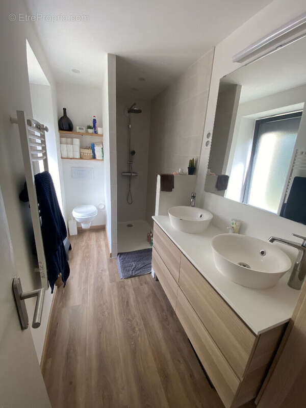 Maison à MONTBELLET