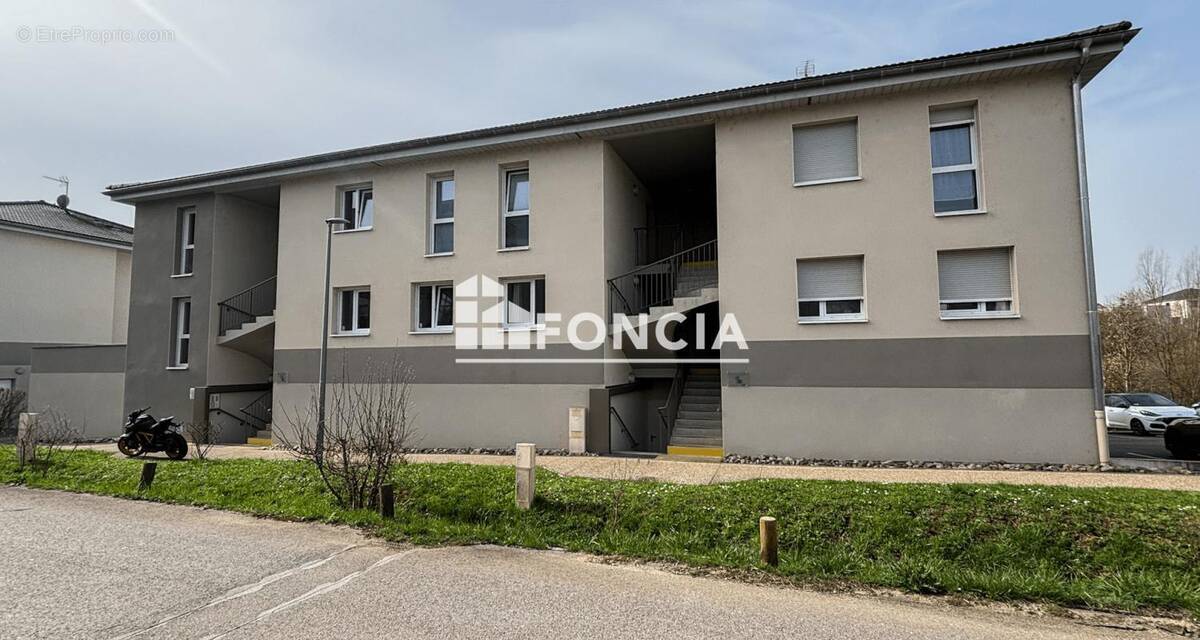 Appartement à SERRE-LES-SAPINS
