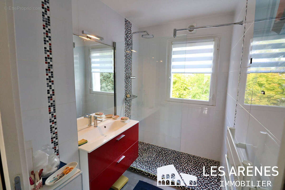 Appartement type 3 avec Ascenseur - Grand Balcon proche MER avec Garage et Cave - photo 6