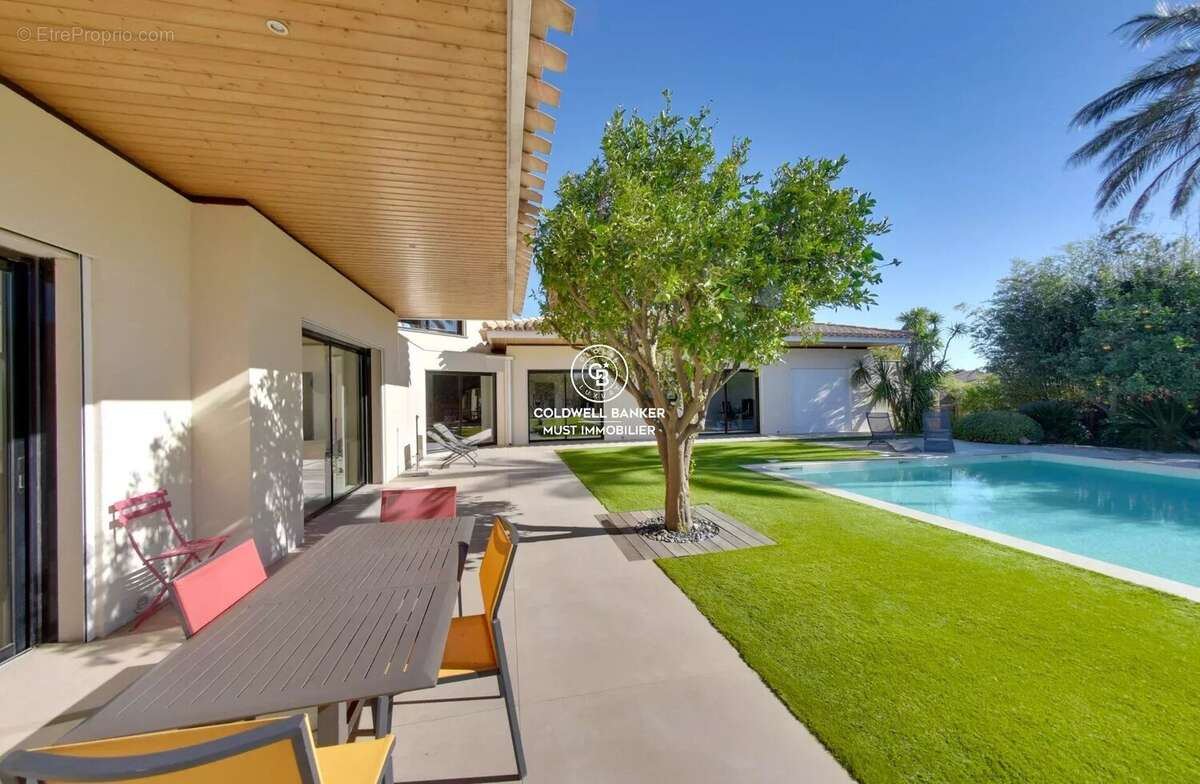 Maison à SAINT-CYPRIEN