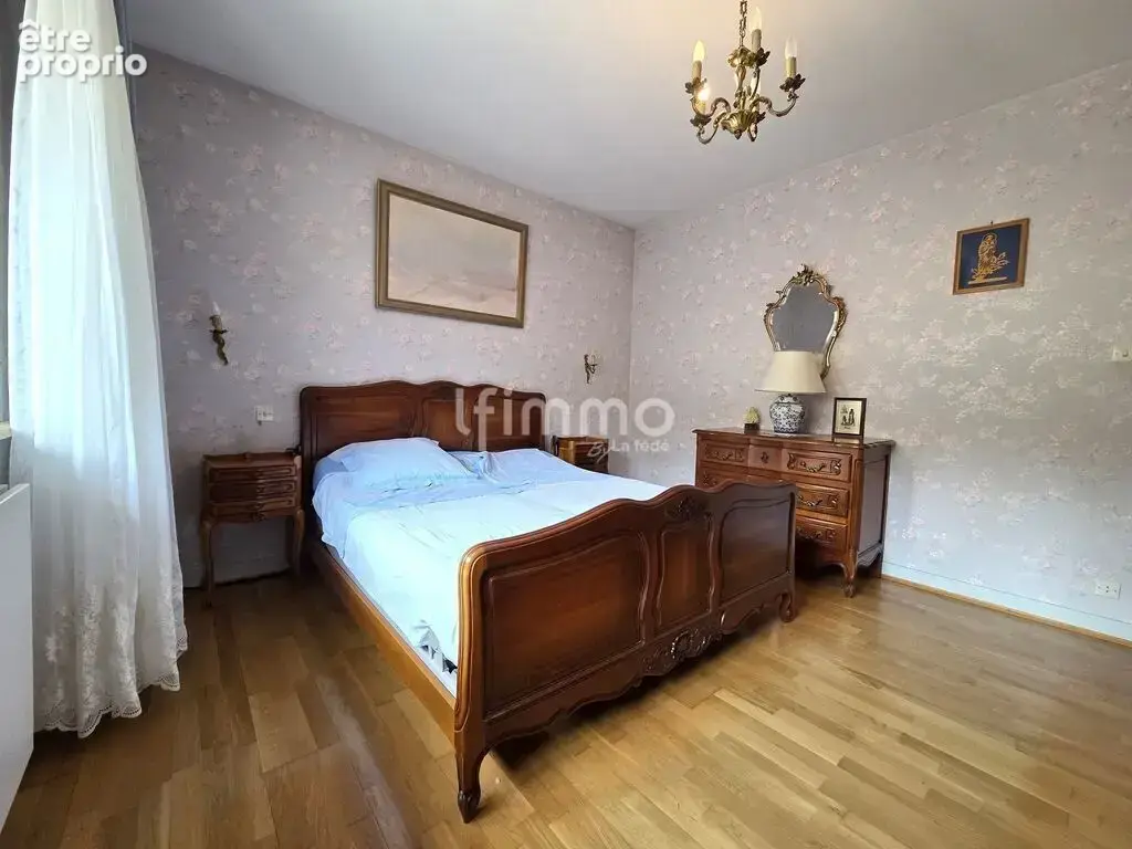 Maison de 5 pièces, 127 m² avec terrasse, balcon et potentiel - photo 7