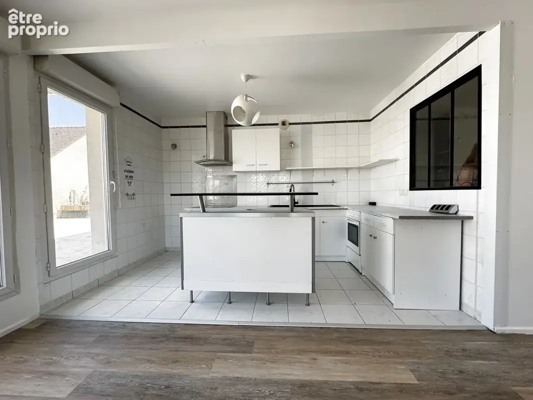 SURVILLIERS Appartement de 3 pièces de 71 m2 habitable avec terrasse de 60 m2 - photo 3