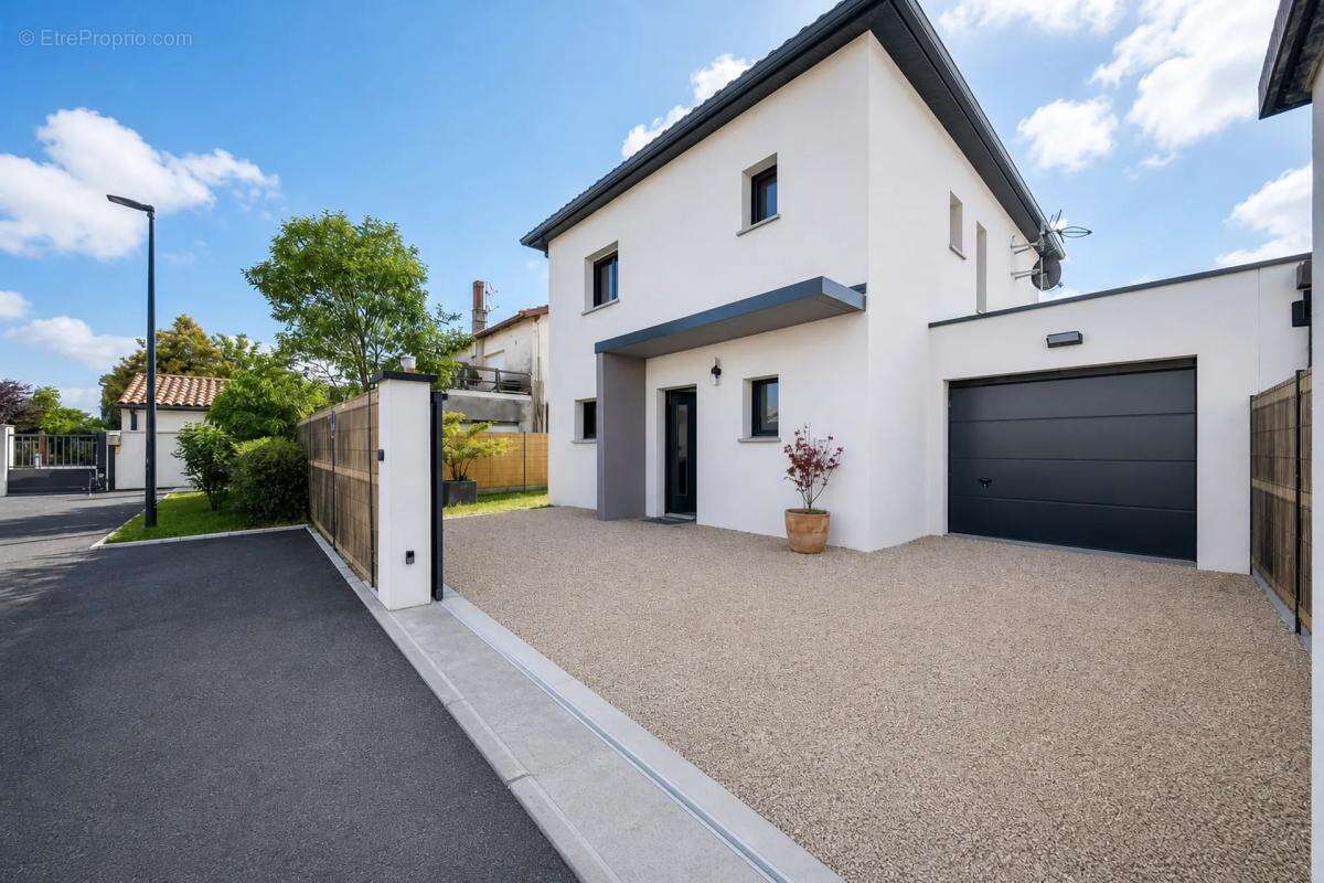 Maison à SAINT-ALBAN