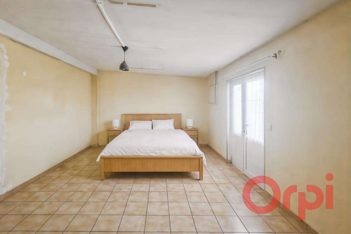 Maison à MORNAY-SUR-ALLIER