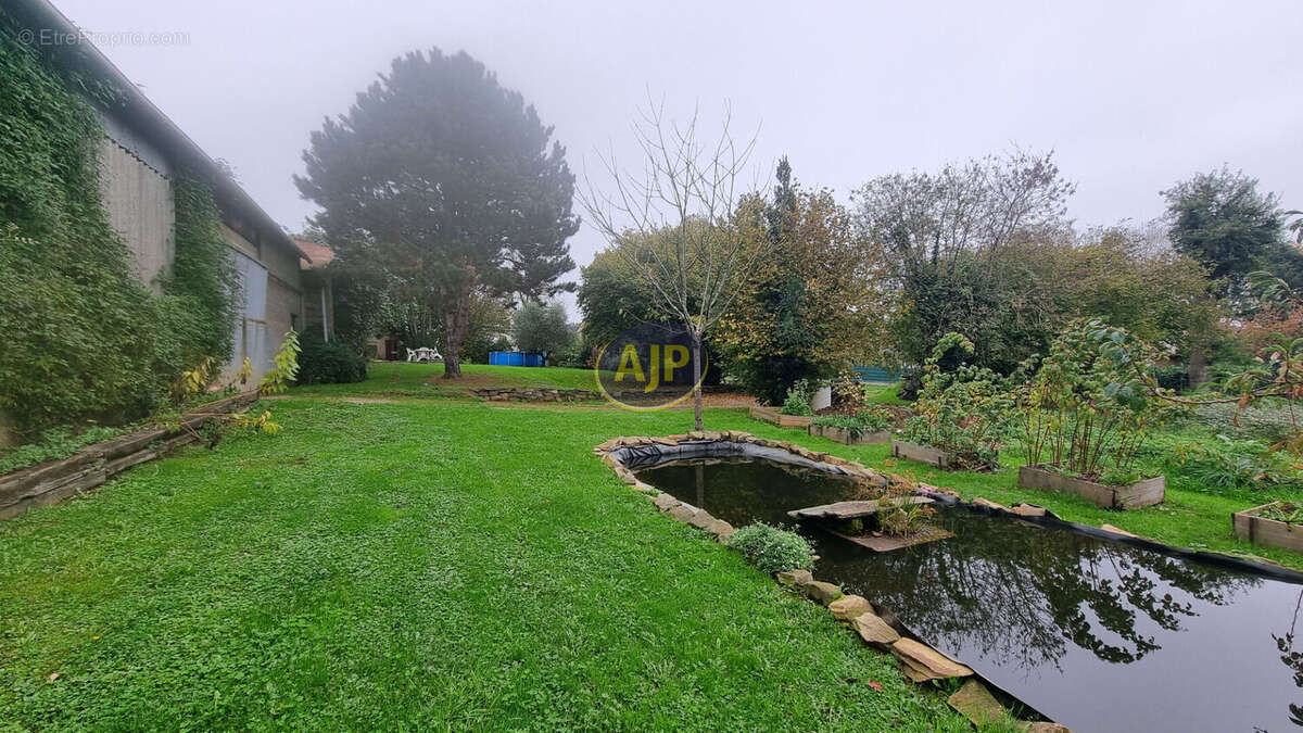 BESLE SUR VILAINE - 237 m² hab- 500 m² de Hangar - TERRAIN - photo 13