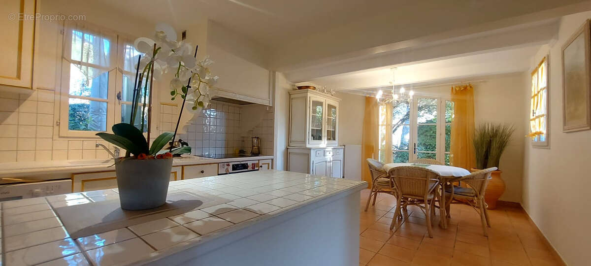 Maison à LA MOTTE