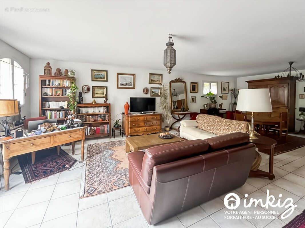 Maison en pierre 4 pièces + dépendances - photo 3