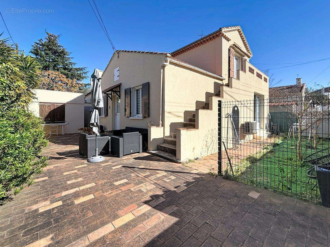 Appartement à SAINT-RAPHAEL