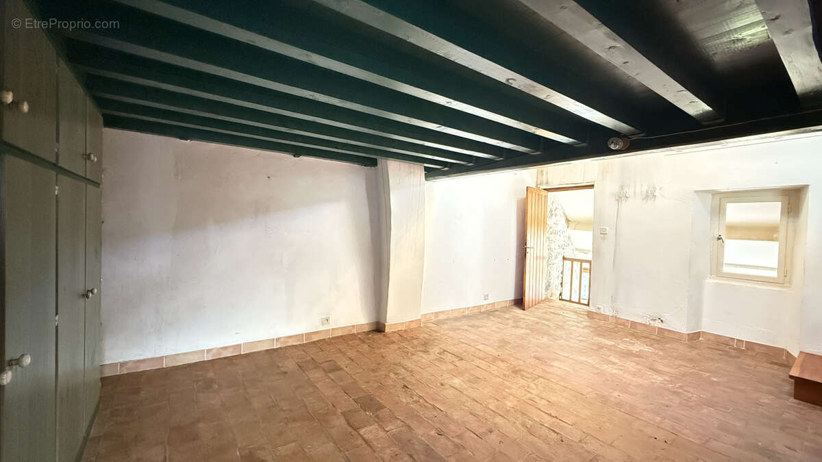 Maison à SAINT-SEBASTIEN-D'AIGREFEUILLE