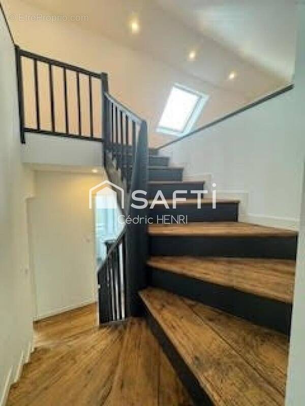 Photo 1 - Maison à SAINT-SEGAL