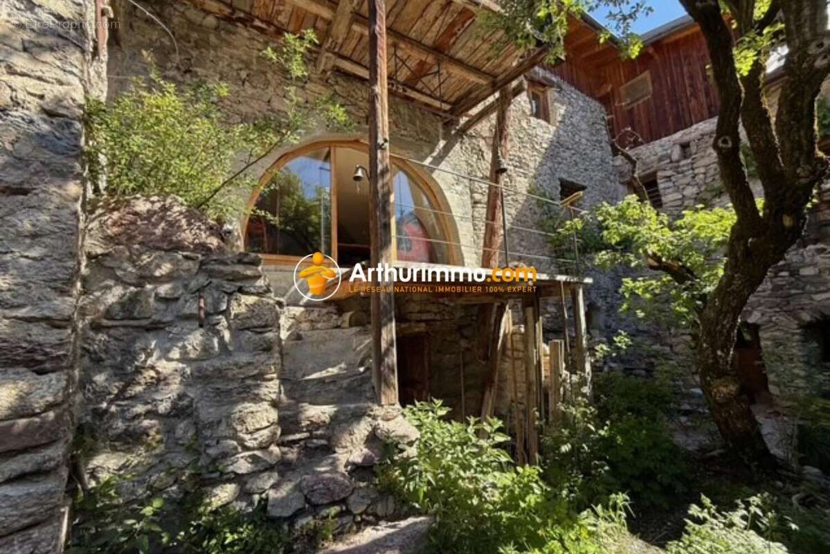 Vente Maison Eygliers(05600) 460 000ï¿œ - photo 4