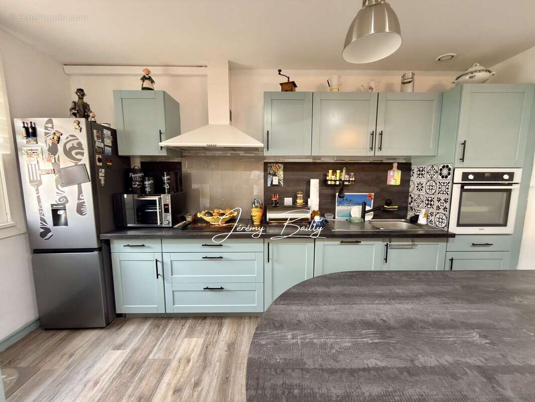 Maison à SAINT-ESTEVE