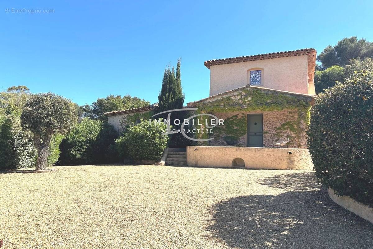 Maison à LA CROIX-VALMER