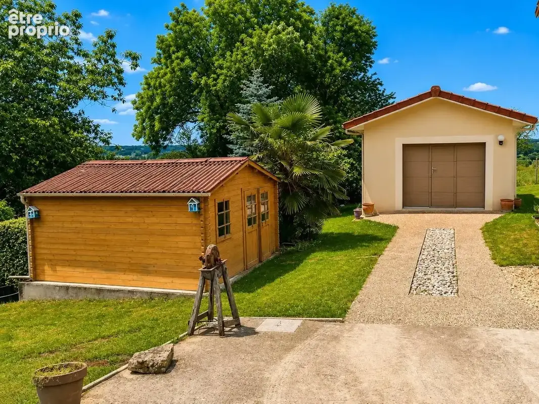 Maison 7 pièces 96 m² à vendre à Peyrat-De-Bellac (87300) - photo 3